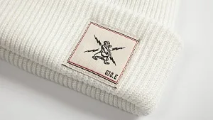 Шапка 13